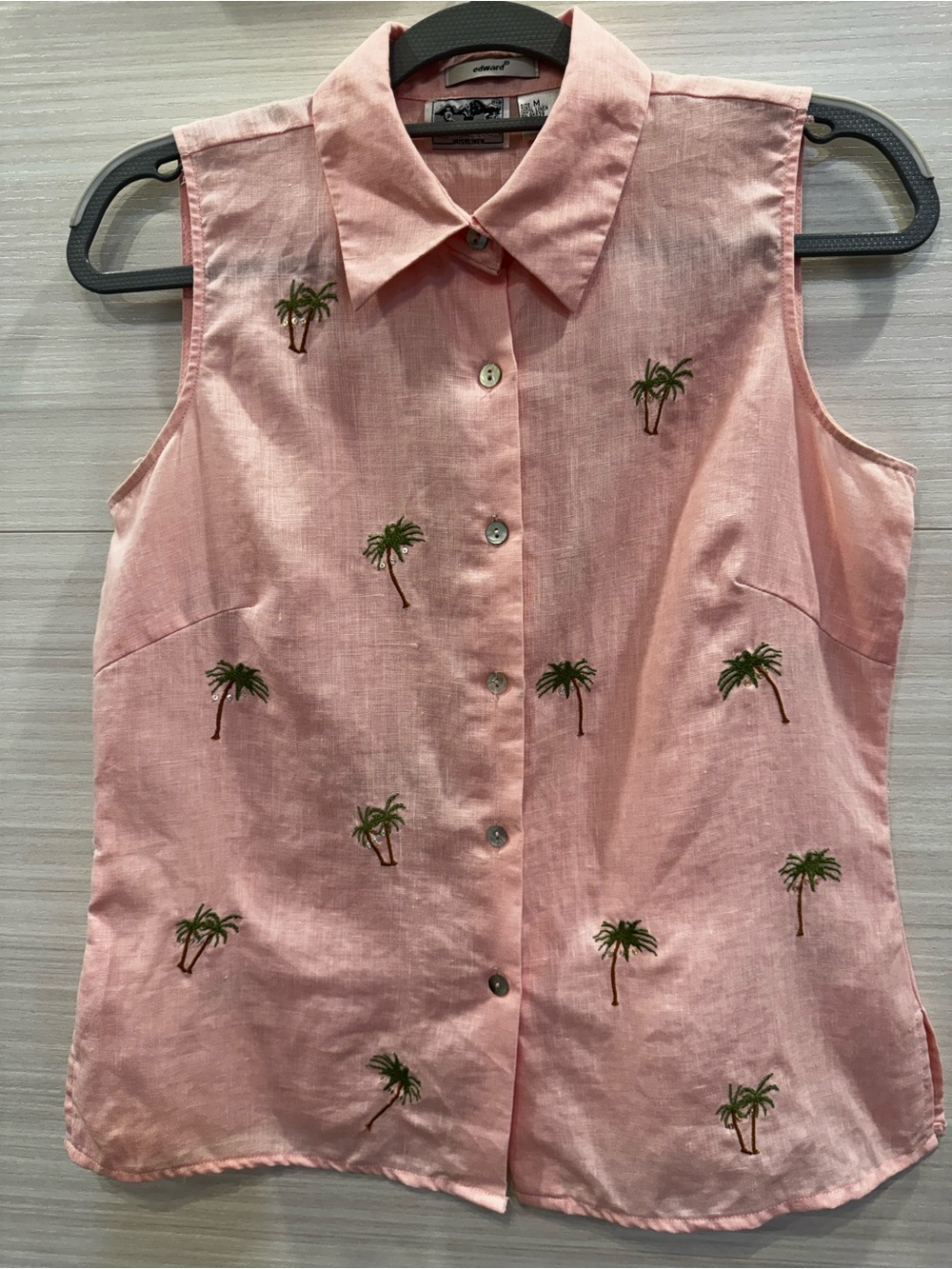 Edward Irish Linen Sleeveless Pink Palm-Embroidered Button Front Blouse Vintage